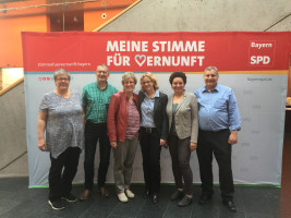 Die Rosenheimer Delegierten zusammen mit Natascha Kohnen, Vorsitzende der BayernSPD