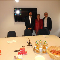 Abuzar Erdogan mit Elisabeth Jordan und Robert Metzger